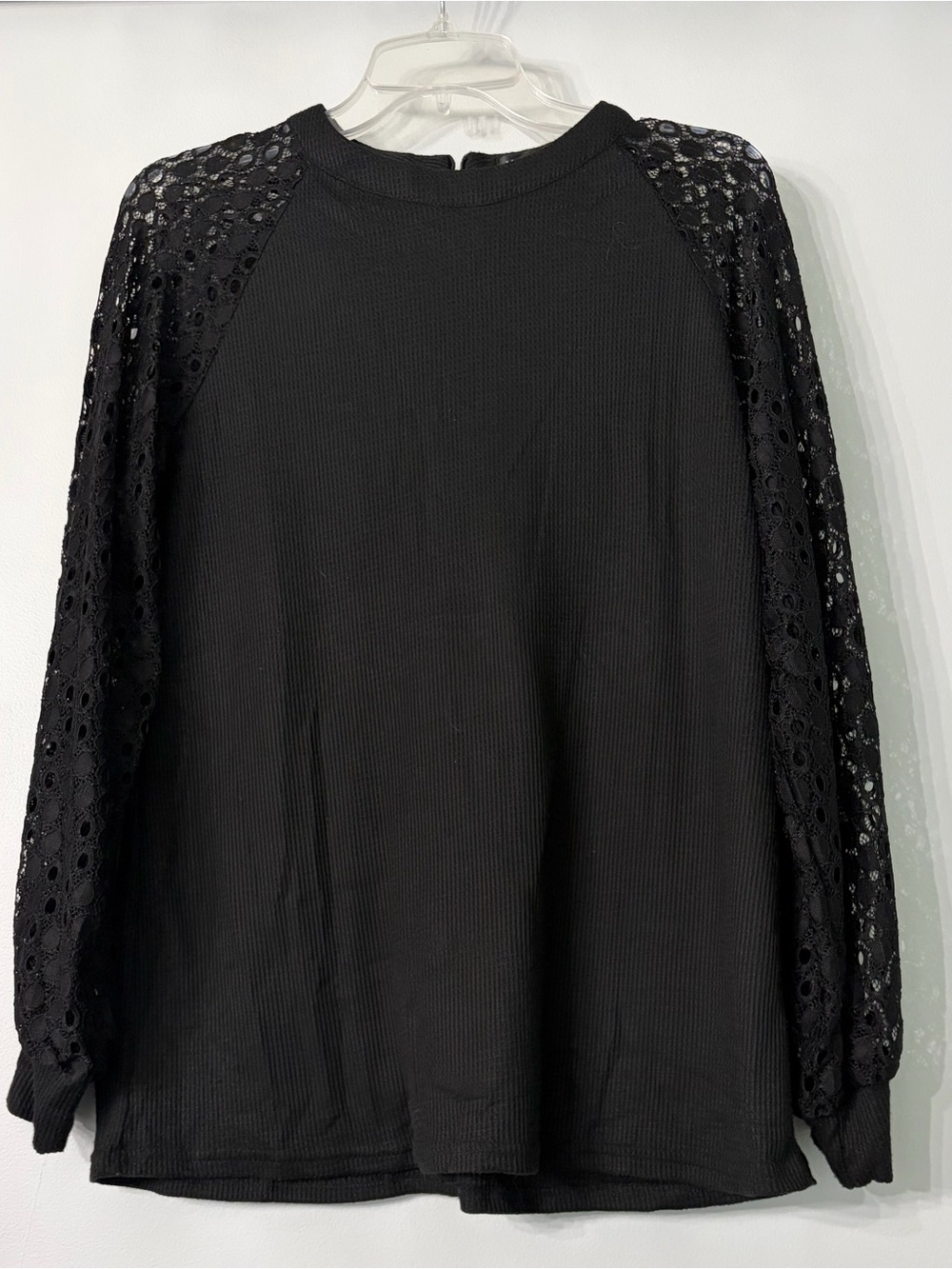 Women's Black Lace-Sleeve Long-Sleeve Top